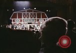 Standbild Grand Ole Opry House Nashville Tennessee USA, 1974, aus Sekunde 18 historischem Filmmaterial Videoclip 65675076611