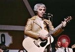 Standbild Grand Ole Opry House Nashville Tennessee USA, 1974, aus Sekunde 57 historischem Filmmaterial Videoclip 65675076611