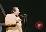 Standbild Grand Ole Opry House Nashville Tennessee USA, 1974, aus Sekunde 61 historischem Filmmaterial Videoclip 65675076611