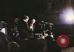Image Président et Mme Nixon assister à l'ouverture du Grand Ole Opry House Nashville Tennessee USA, 1974, de la seconde 3 séquences d'archives historiques vidéo 65675076612