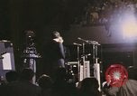 Image Président et Mme Nixon assister à l'ouverture du Grand Ole Opry House Nashville Tennessee USA, 1974, de la seconde 48 séquences d'archives historiques vidéo 65675076612