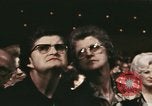 Immagine di Grand Ole Opry House Nashville Tennessee USA, 1974, secondo 58 filmato di repertorio 65675076614