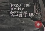 Standbild Deutsche Luftwaffe flugzeuge auf die erfassten Landebahn Deutschland, 1945, aus Sekunde 11 historischem Filmmaterial Videoclip 65675076629