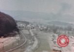 Standbild strafing von Zielen Deutschland, 1945, aus Sekunde 12 historischem Filmmaterial Videoclip 65675076635