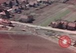 Standbild strafing von Zielen Deutschland, 1945, aus Sekunde 17 historischem Filmmaterial Videoclip 65675076635