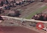 Standbild strafing von Zielen Deutschland, 1945, aus Sekunde 18 historischem Filmmaterial Videoclip 65675076635