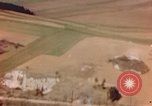 Standbild strafing von Zielen Deutschland, 1945, aus Sekunde 29 historischem Filmmaterial Videoclip 65675076635