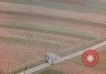 Standbild strafing von Zielen Deutschland, 1945, aus Sekunde 34 historischem Filmmaterial Videoclip 65675076635