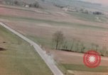 Standbild strafing von Zielen Deutschland, 1945, aus Sekunde 44 historischem Filmmaterial Videoclip 65675076635