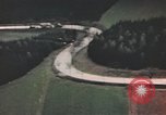 Standbild strafing von target Deutschland, 1945, aus Sekunde 13 historischem Filmmaterial Videoclip 65675076636