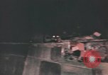 Immagine di Bombardamento della zona bersaglio Germania, 1945, secondo 40 filmato di repertorio 65675076637