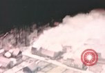 Immagine di Bombardamento della zona bersaglio Germania, 1945, secondo 44 filmato di repertorio 65675076637