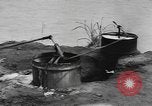 Standbild Waschmaschine South Pacific Ocean, 1943, aus Sekunde 20 historischem Filmmaterial Videoclip 65675076649
