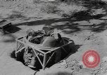 Standbild American Gunners Guadalcanal Salomonen, 1943, aus Sekunde 20 historischem Filmmaterial Videoclip 65675076650