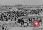 Standbild chinesische Arbeitskräfte China, 1943, aus Sekunde 10 historischem Filmmaterial Videoclip 65675076651