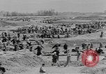 Standbild chinesische Arbeitskräfte China, 1943, aus Sekunde 11 historischem Filmmaterial Videoclip 65675076651
