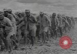 Standbild chinesische Arbeitskräfte China, 1943, aus Sekunde 30 historischem Filmmaterial Videoclip 65675076651