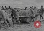 Standbild chinesische Arbeitskräfte China, 1943, aus Sekunde 41 historischem Filmmaterial Videoclip 65675076651