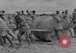 Standbild chinesische Arbeitskräfte China, 1943, aus Sekunde 42 historischem Filmmaterial Videoclip 65675076651