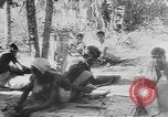 Standbild Bambus Container Birma, 1943, aus Sekunde 17 historischem Filmmaterial Videoclip 65675076652