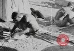 Standbild Bambus Container Birma, 1943, aus Sekunde 23 historischem Filmmaterial Videoclip 65675076652