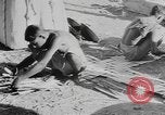 Standbild Bambus Container Birma, 1943, aus Sekunde 24 historischem Filmmaterial Videoclip 65675076652