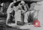 Standbild Bambus Container Birma, 1943, aus Sekunde 31 historischem Filmmaterial Videoclip 65675076652