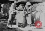 Standbild Bambus Container Birma, 1943, aus Sekunde 33 historischem Filmmaterial Videoclip 65675076652
