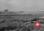 Standbild Bambus Container Birma, 1943, aus Sekunde 60 historischem Filmmaterial Videoclip 65675076652