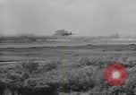 Standbild Bambus Container Birma, 1943, aus Sekunde 62 historischem Filmmaterial Videoclip 65675076652
