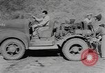 Standbild tug Fahrzeug Indien, 1943, aus Sekunde 25 historischem Filmmaterial Videoclip 65675076653
