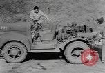 Standbild tug Fahrzeug Indien, 1943, aus Sekunde 29 historischem Filmmaterial Videoclip 65675076653