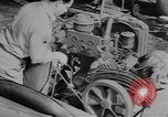 Standbild tug Fahrzeug Indien, 1943, aus Sekunde 39 historischem Filmmaterial Videoclip 65675076653