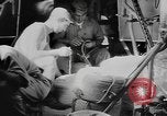 Standbild Schiff retten Indien, 1943, aus Sekunde 35 historischem Filmmaterial Videoclip 65675076654