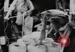 Standbild Schiff retten Indien, 1943, aus Sekunde 61 historischem Filmmaterial Videoclip 65675076654