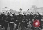 Image Police militaire des Etats-Unis Paris France, 1944, de la seconde 16 séquences d'archives historiques vidéo 65675076659