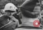 Image Police militaire des Etats-Unis Paris France, 1944, de la seconde 46 séquences d'archives historiques vidéo 65675076659