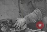 Standbild Mess Kit Reklamation Aktivitäten Zweiten Weltkrieg Europäische Theater, 1945, aus Sekunde 6 historischem Filmmaterial Videoclip 65675076670