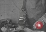 Standbild Mess Kit Reklamation Aktivitäten Zweiten Weltkrieg Europäische Theater, 1945, aus Sekunde 8 historischem Filmmaterial Videoclip 65675076670