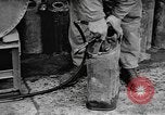 Standbild Mess Kit Reklamation Aktivitäten Zweiten Weltkrieg Europäische Theater, 1945, aus Sekunde 24 historischem Filmmaterial Videoclip 65675076670