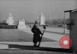 Standbild USA Guard Arlington Virginia USA, 1942, aus Sekunde 51 historischem Filmmaterial Videoclip 65675076677