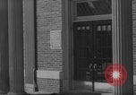 Standbild Selective Service Gebäude Washington DC USA, 1942, aus Sekunde 13 historischem Filmmaterial Videoclip 65675076680