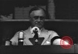 Standbild Präsident Roosevelt Adressen US Army wachen Washington DC USA, 1943, aus Sekunde 30 historischem Filmmaterial Videoclip 65675076687