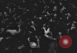 Standbild American Theatre Wing Stage Door Canteen in Washington DC Washington DC USA, 1943, aus Sekunde 9 historischem Filmmaterial Videoclip 65675076688