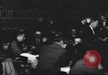 Standbild American Theatre Wing Stage Door Canteen in Washington DC Washington DC USA, 1943, aus Sekunde 55 historischem Filmmaterial Videoclip 65675076688