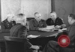 Standbild United States Army officers Washington DC USA, 1942, aus Sekunde 17 historischem Filmmaterial Videoclip 65675076695