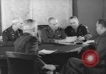 Standbild United States Army officers Washington DC USA, 1942, aus Sekunde 18 historischem Filmmaterial Videoclip 65675076695