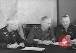 Standbild United States Army officers Washington DC USA, 1942, aus Sekunde 61 historischem Filmmaterial Videoclip 65675076695