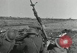 Standbild US-Truppen Feuer Anti Aircraft guns Frankreich, 1918, aus Sekunde 28 historischem Filmmaterial Videoclip 65675076715