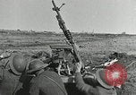 Standbild US-Truppen Feuer Anti Aircraft guns Frankreich, 1918, aus Sekunde 30 historischem Filmmaterial Videoclip 65675076715